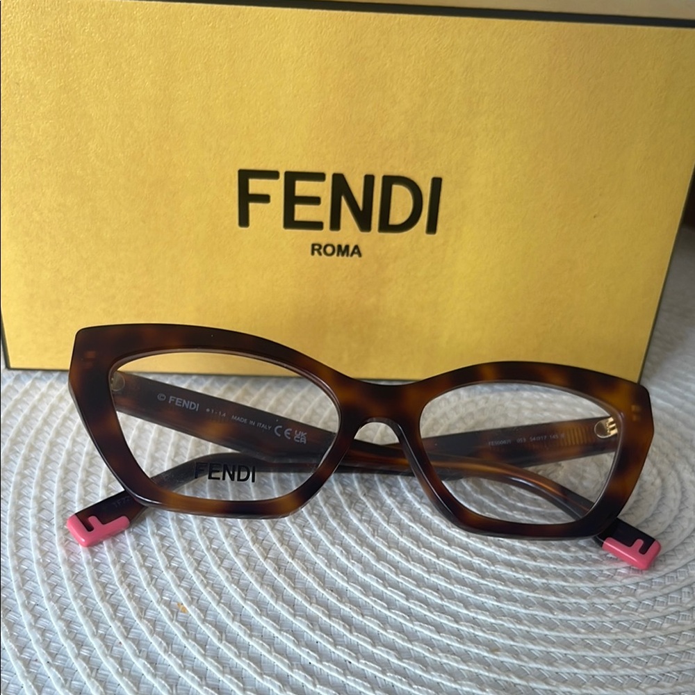 Fendi Brown and Pink Cat-Eye Glasses